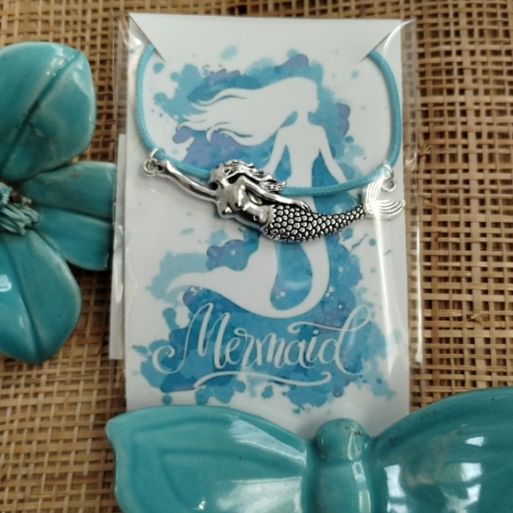 New in package Mermaid Necklace - Picture 2 of 14